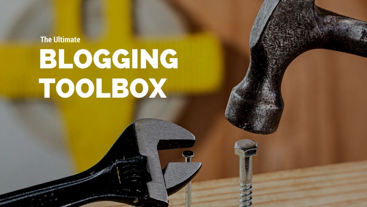 Addressing Strangers In An Email | Learn the New Media Communication Etiquette