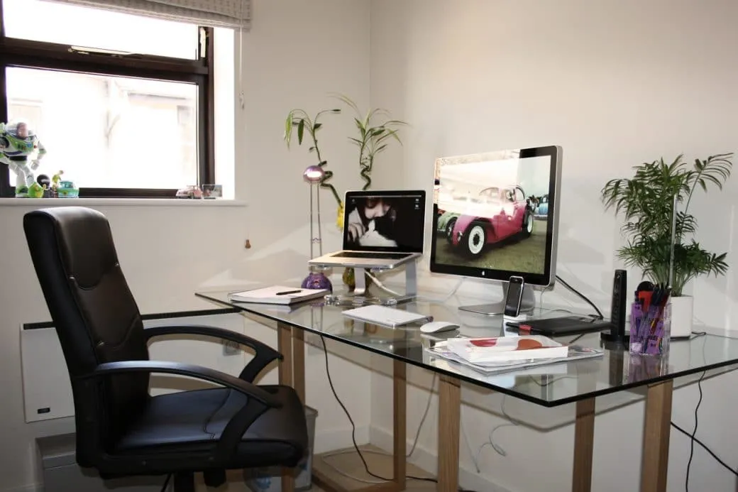how to make a home office in a small space